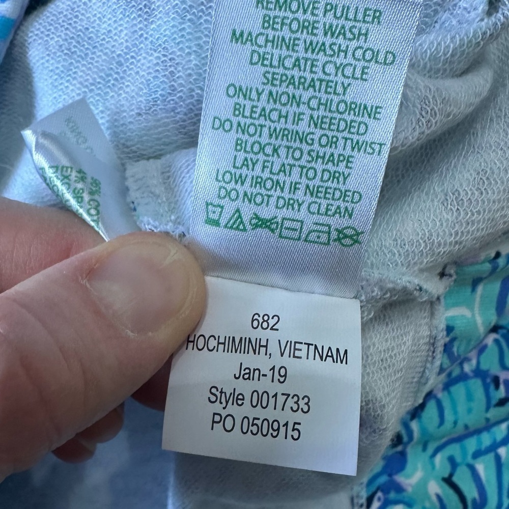 Lilly Pulitzer Janie Popover in Light Aqua Spritz Quarter Zip Size M Coastal - Picture 8 of 12